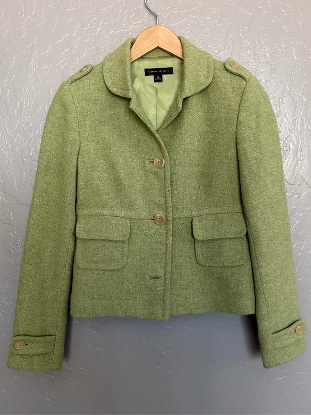 Y2K vintage Banana Republic Green Wool Blend Cropped Jacket